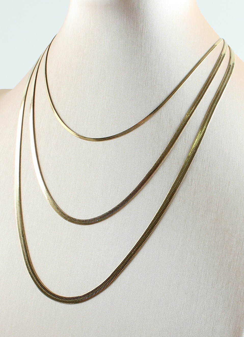 Collar triple acero