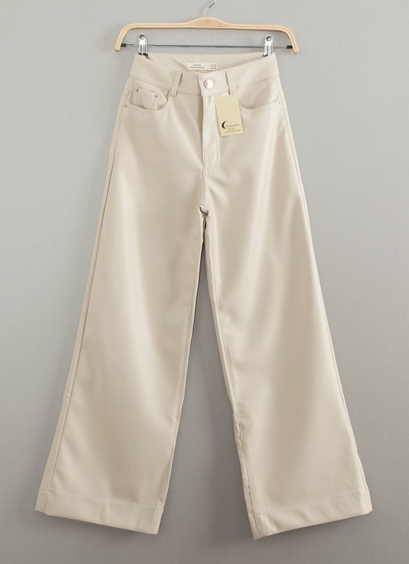 Pantalón culotte polipiel