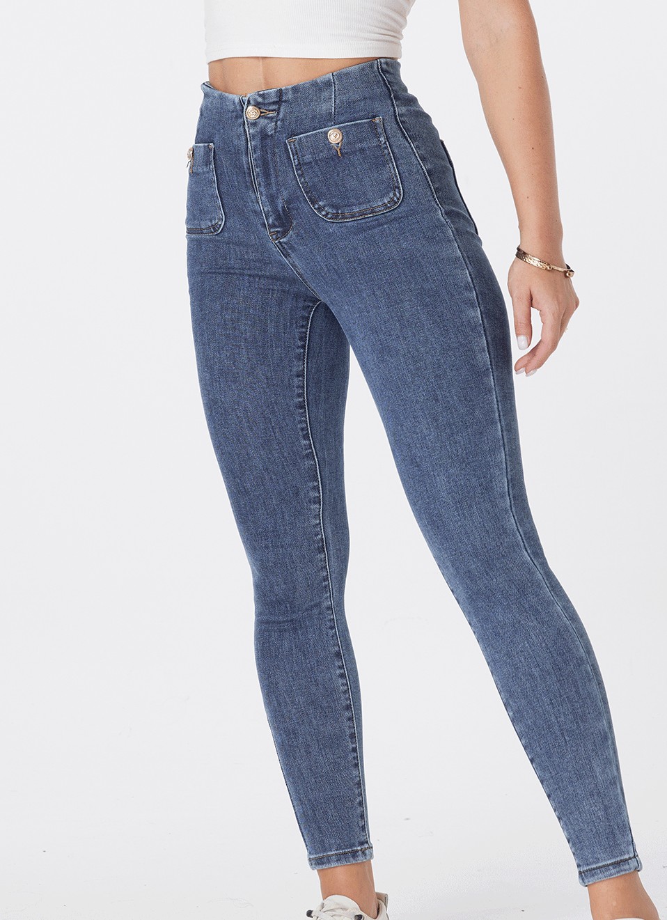 Jeans skinny bolsillos