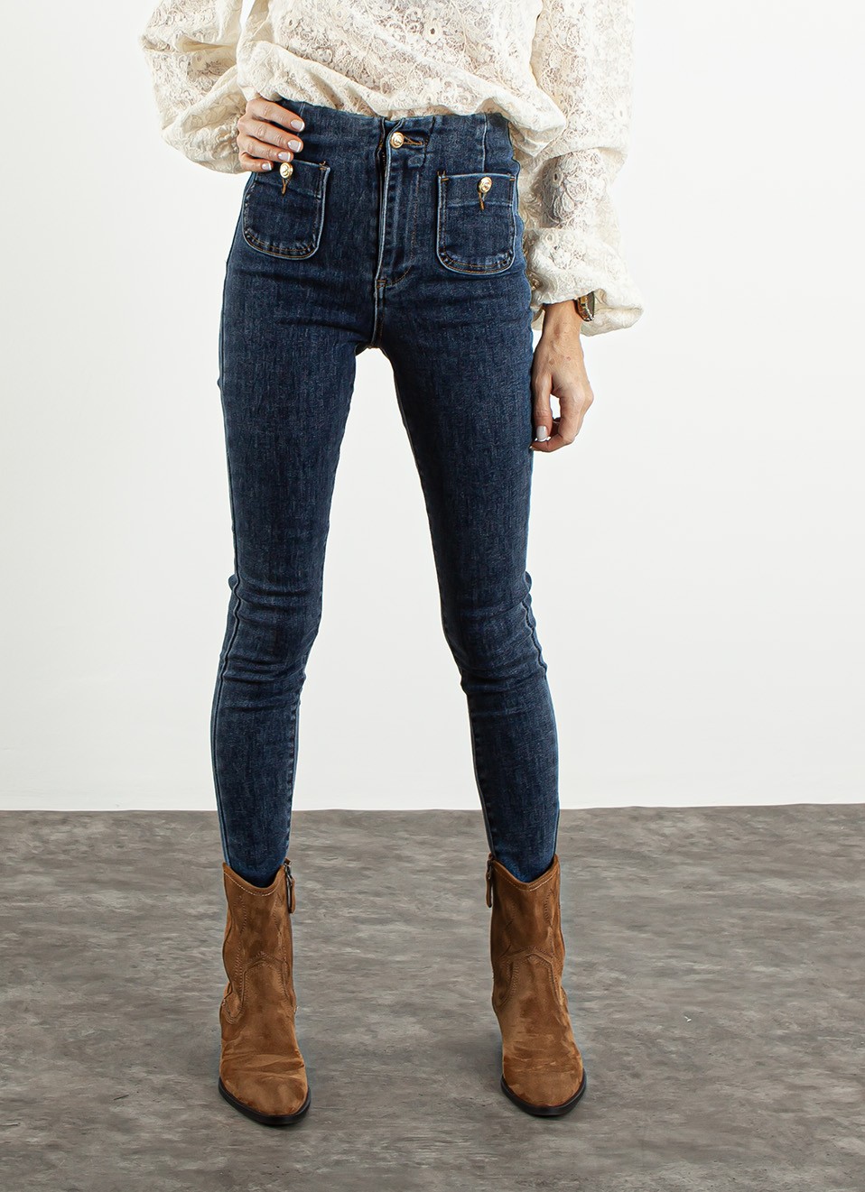 Jeans skinny bolsillos