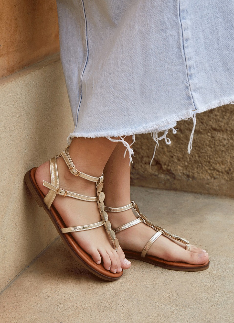 Sandalias tiras