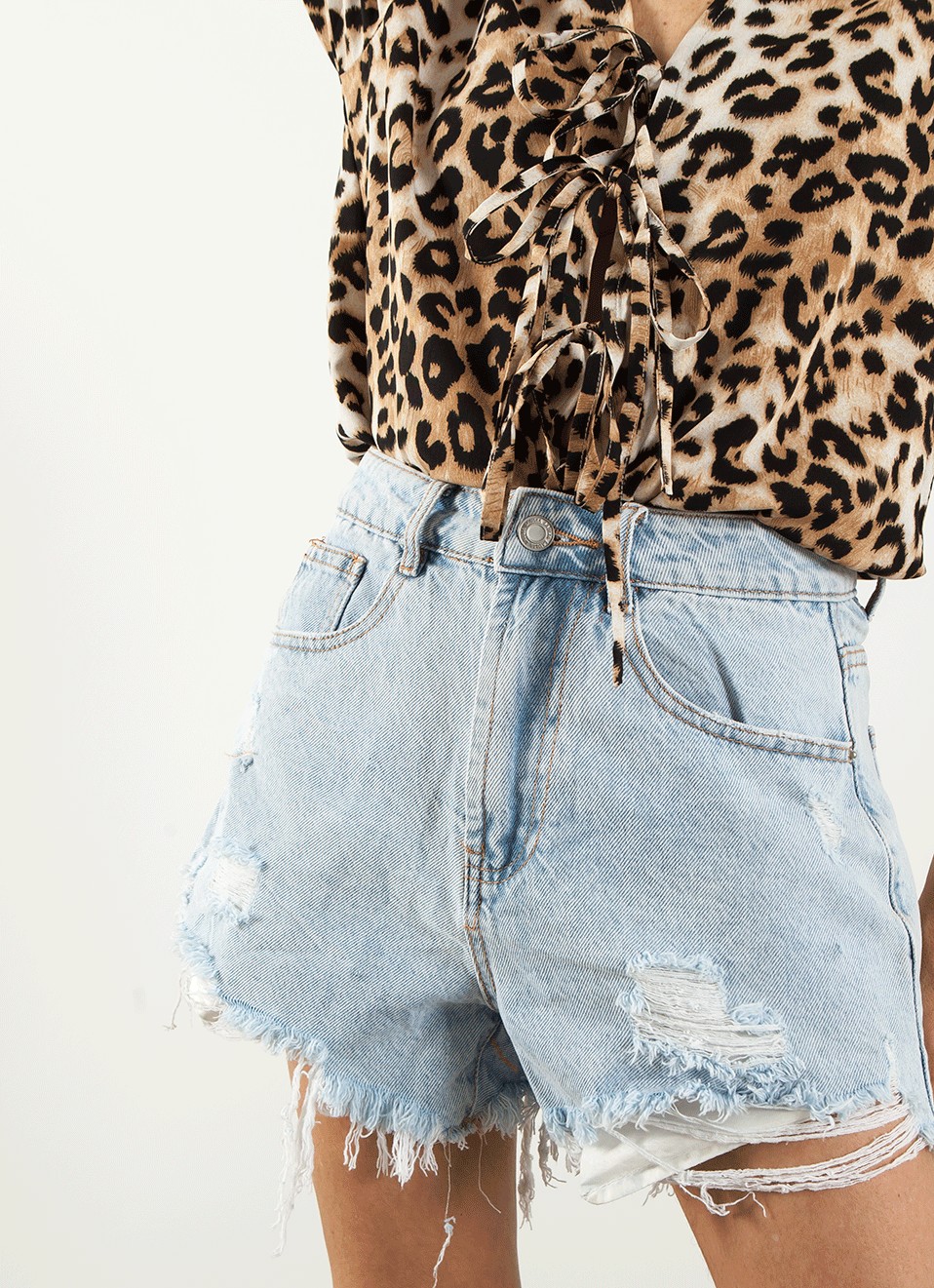 Short Denim Flores - Shorts de Mujer | Premonición.online