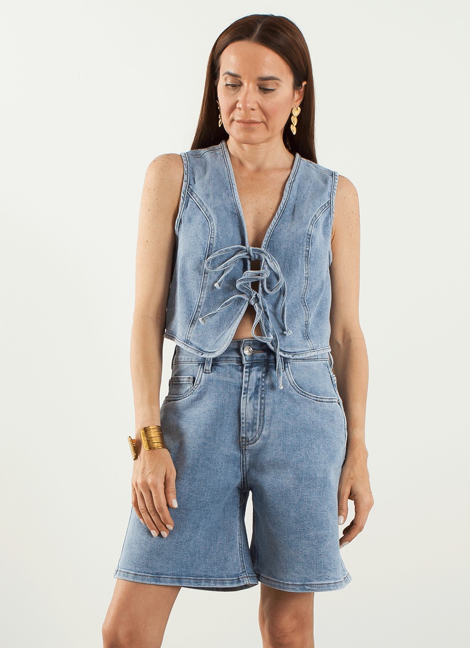 Bermuda Denim - Tendencias Mujer 2025| Premonición.online