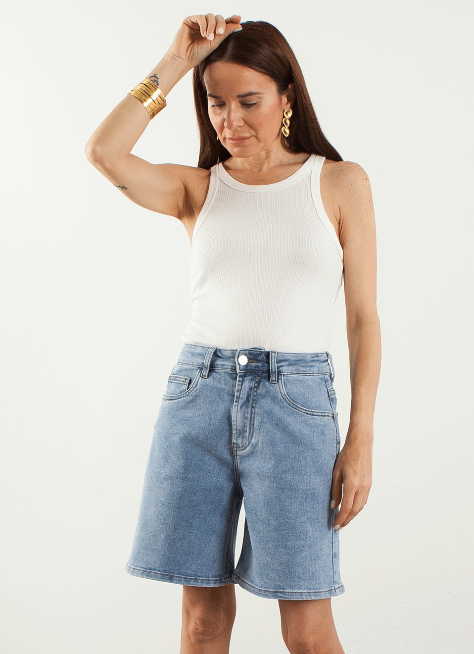Bermuda Denim - Tendencias Mujer 2025| Premonición.online