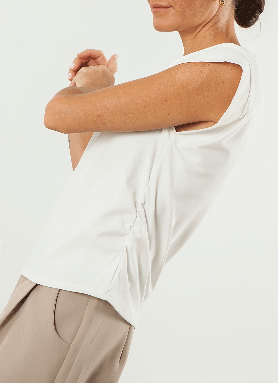 Camiseta Lateral Fruncido - Camiseta y Blusa | Premonición.online