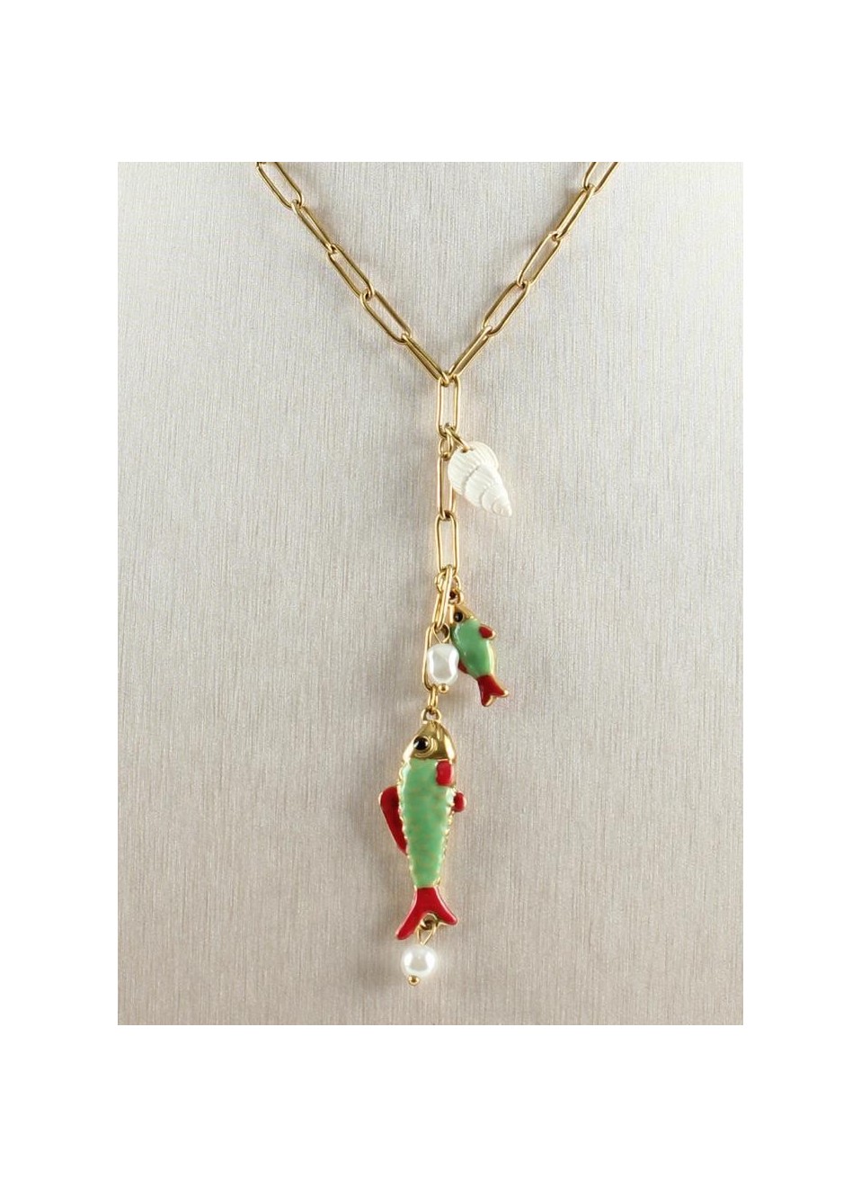 Collar de acero