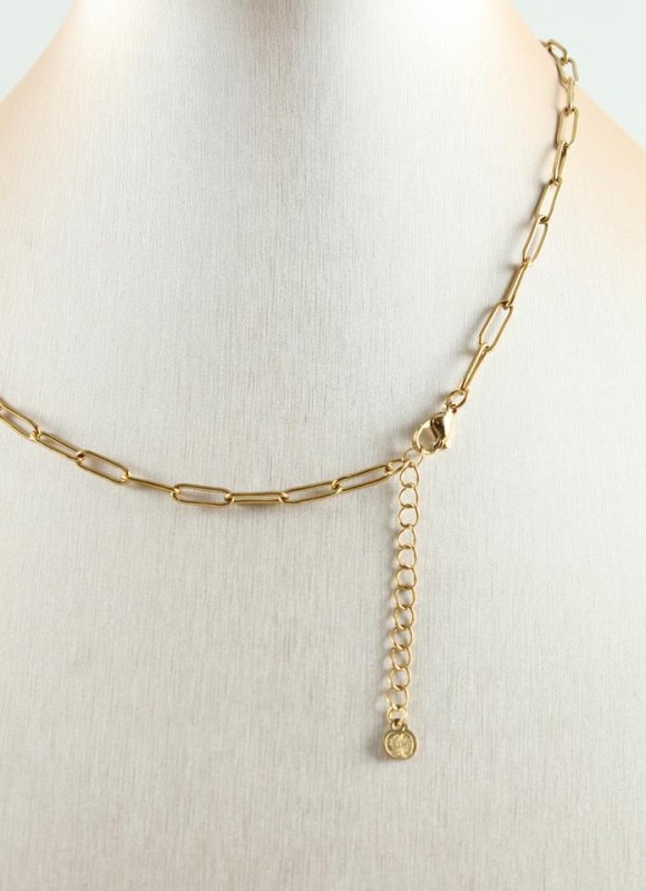 Collar de acero
