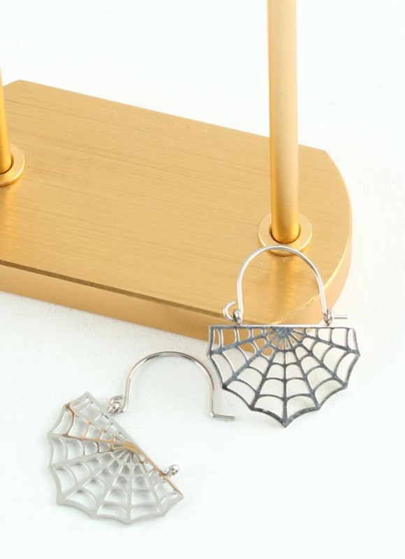 Pendientes de acero
