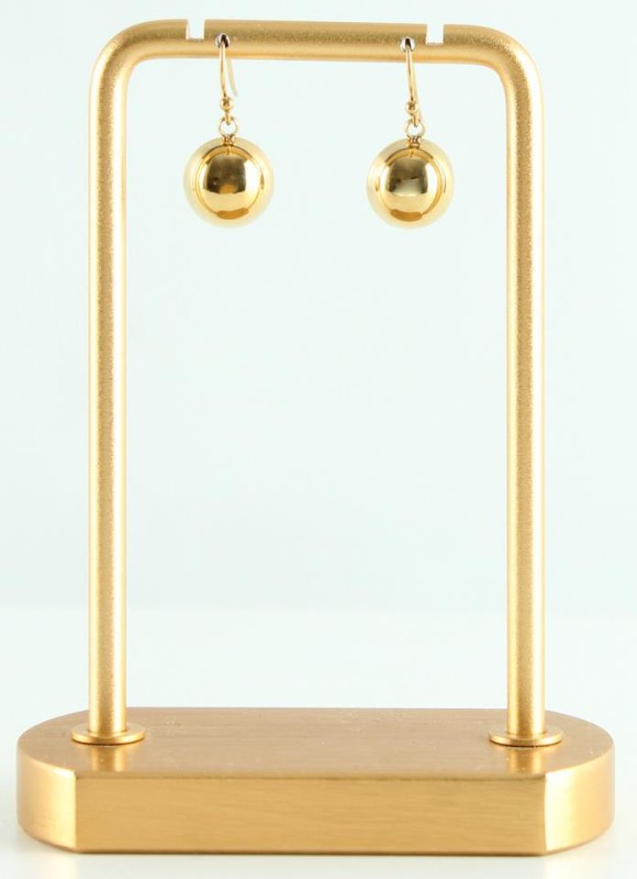 Pendientes de acero