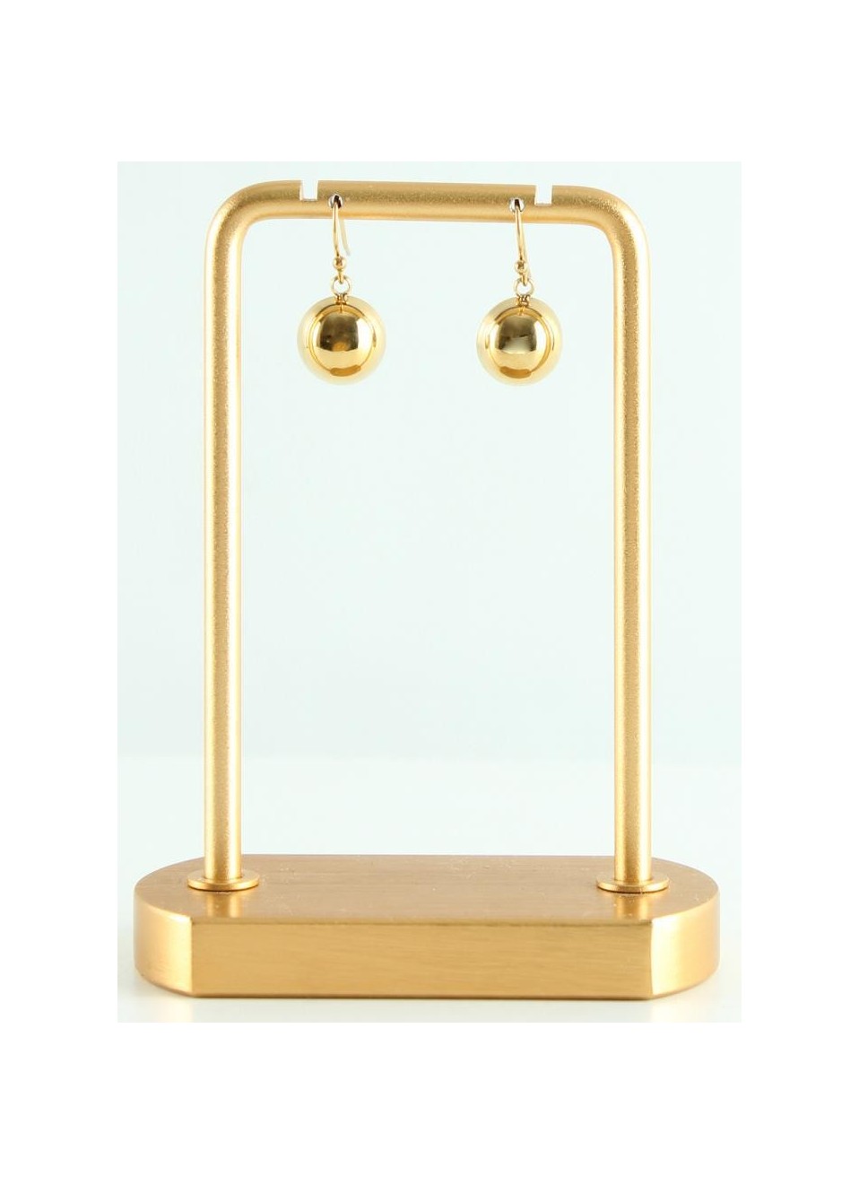 Pendientes de acero