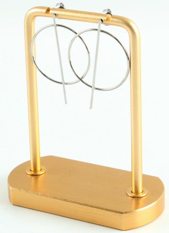Pendientes de acero