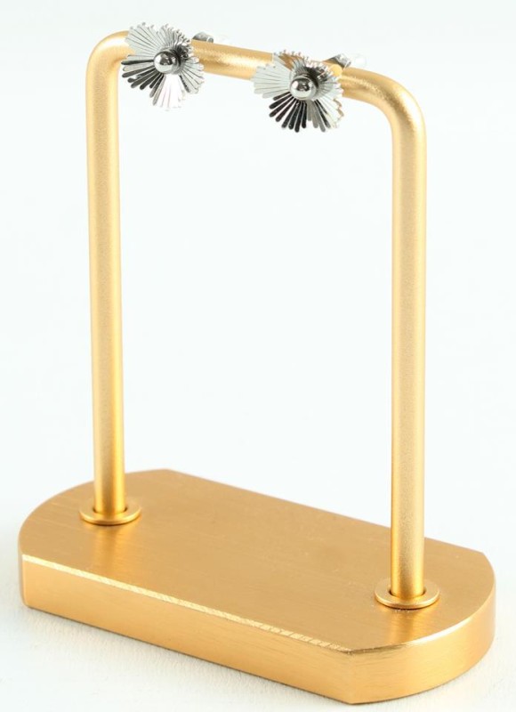 Pendientes acero