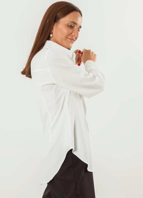 Camisa entallada pinzas