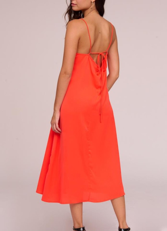 Vestido tirantes fino