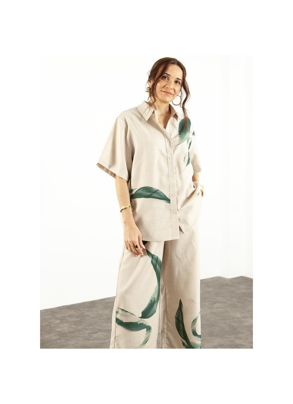 Camisa hojas