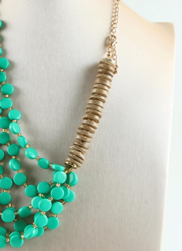Collar efecto madera