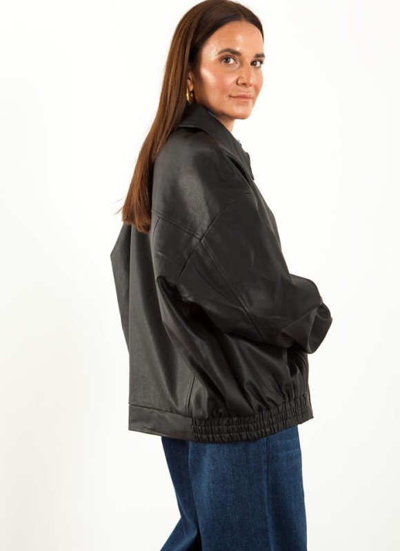 Cazadora polipiel oversize