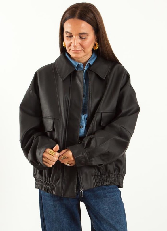 Cazadora polipiel oversize