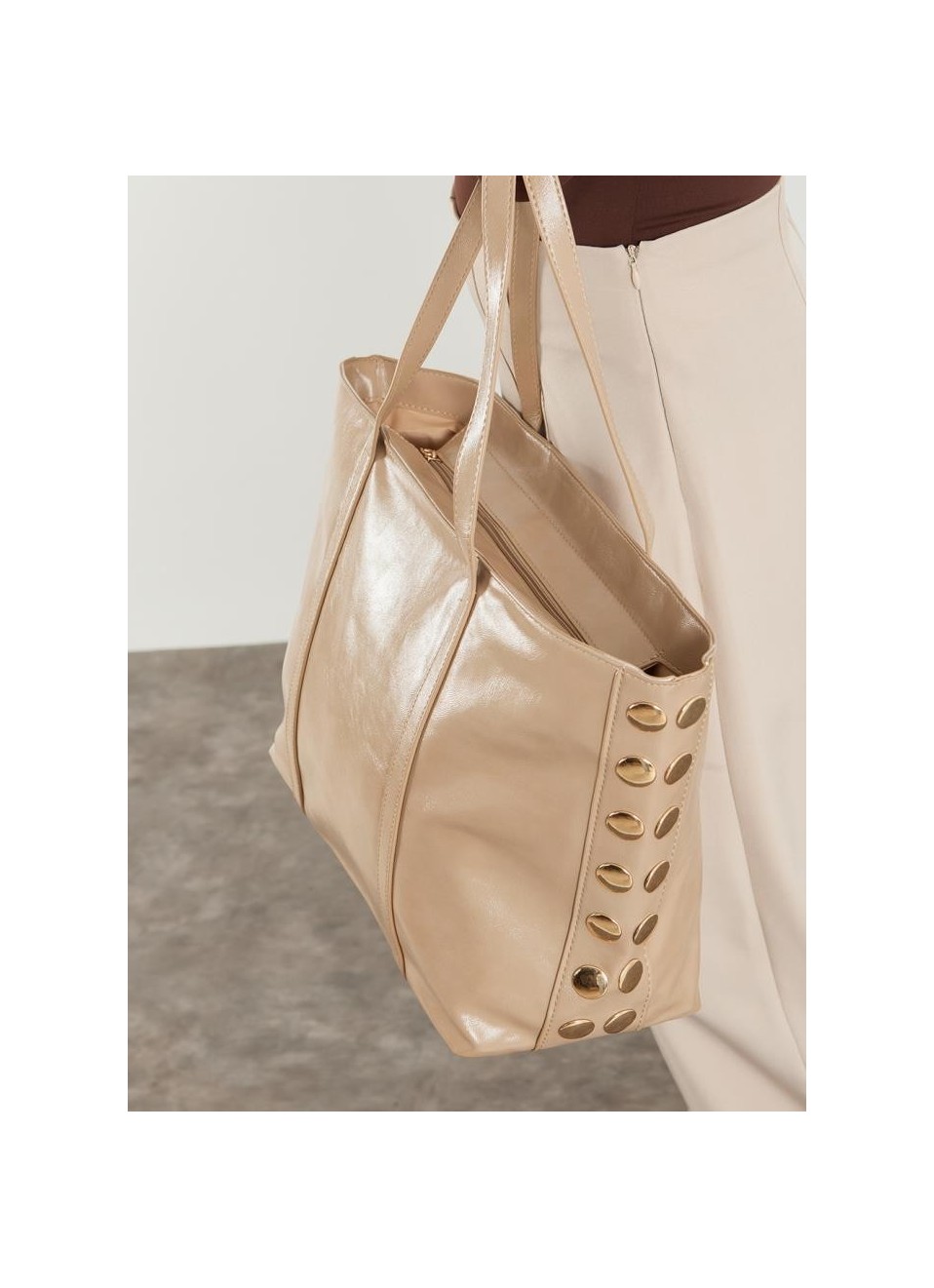 Shopper tachas grandes