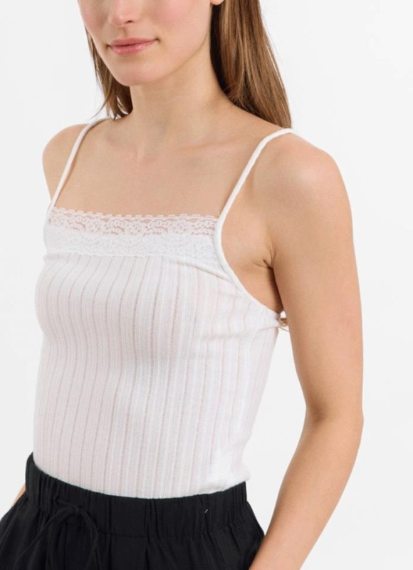 Top tirantes puntilla