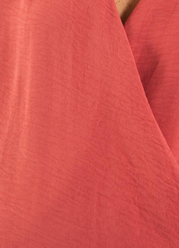 Blusa cruzada
