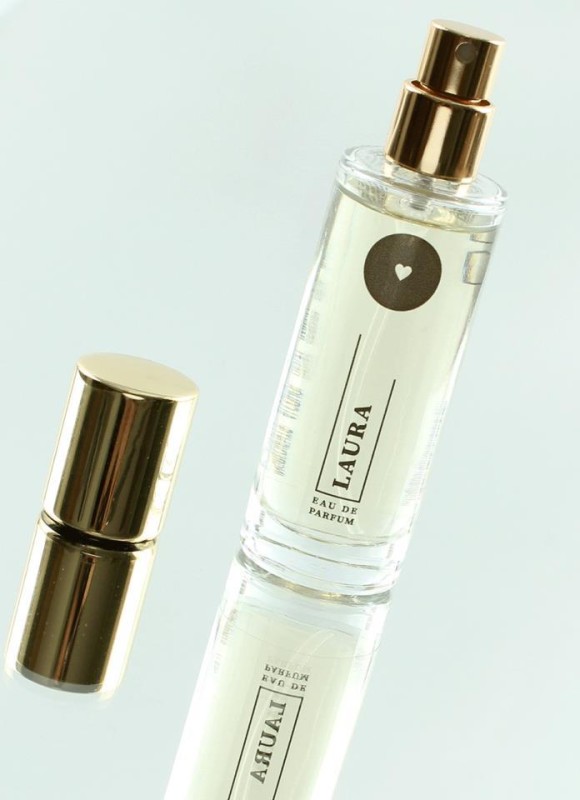 Perfume Laura 30 ML