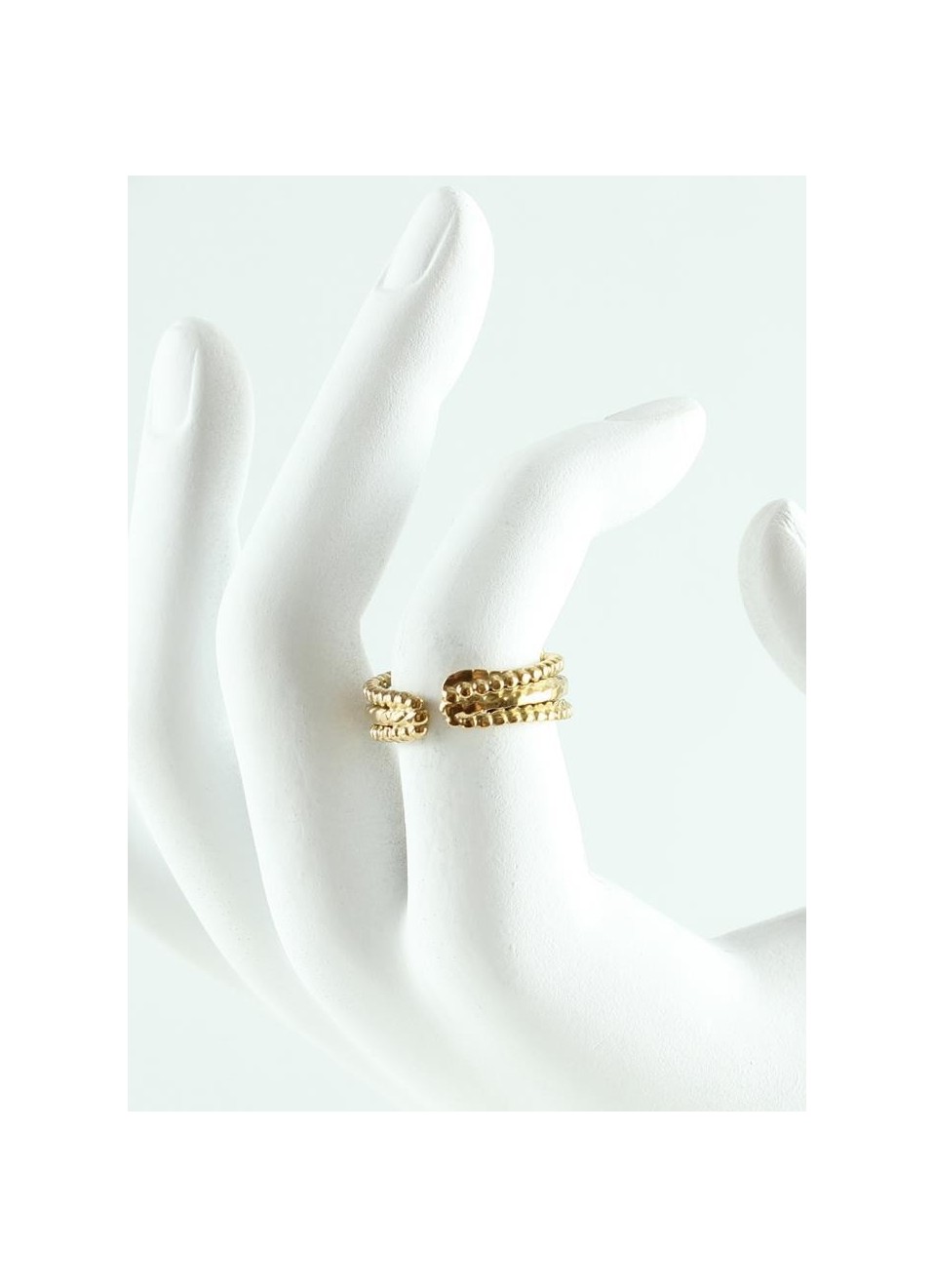 Anillo de acero