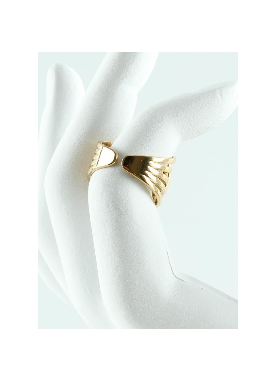 Anillo de acero