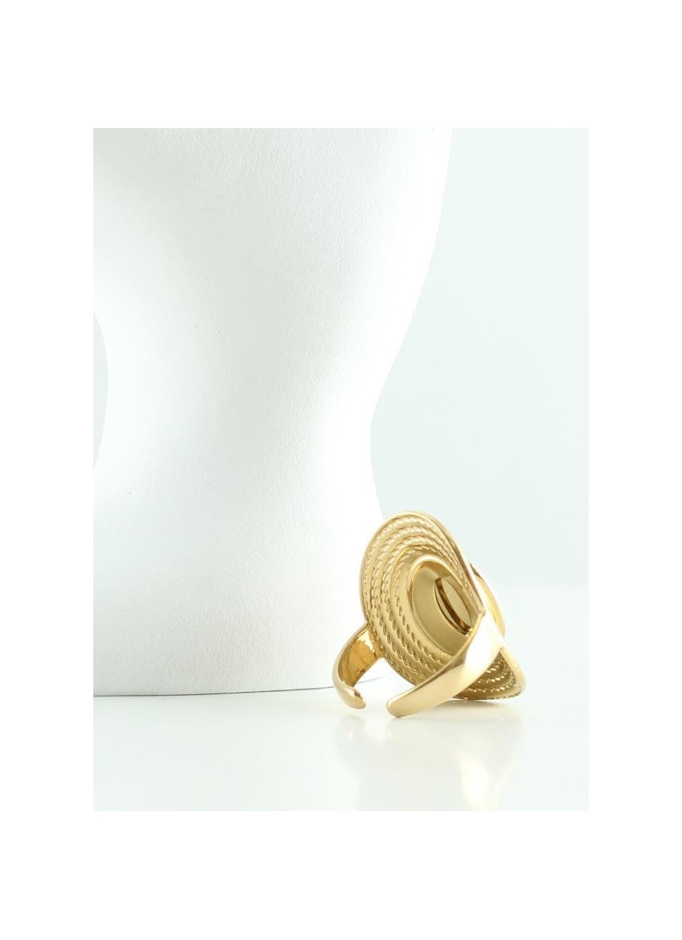 Anillo de acero
