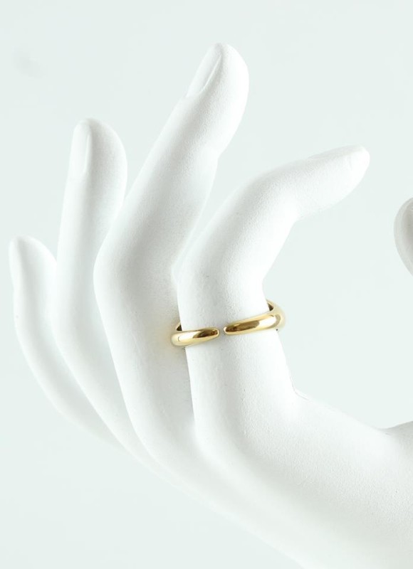 Anillo de acero