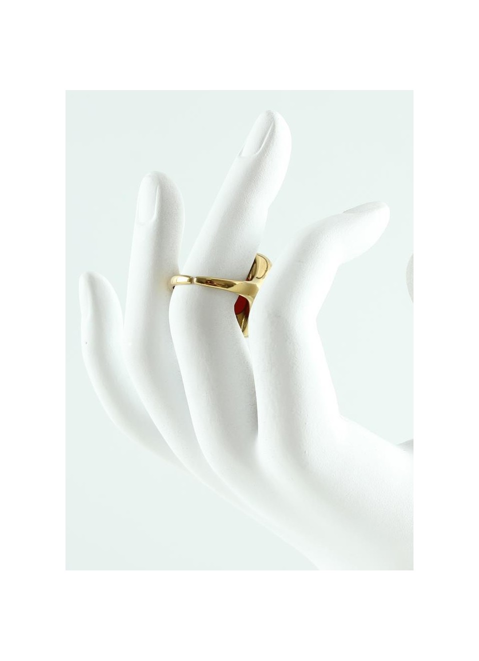 Anillo de acero