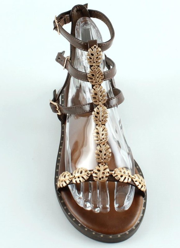 Sandalias hojas