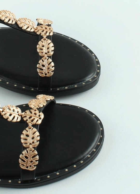 Sandalias hojas