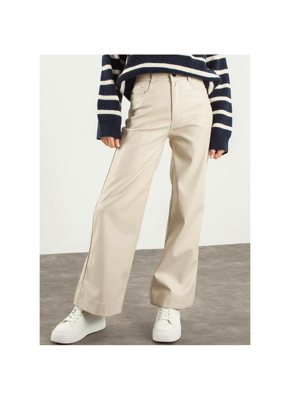 Pantalón culotte polipiel