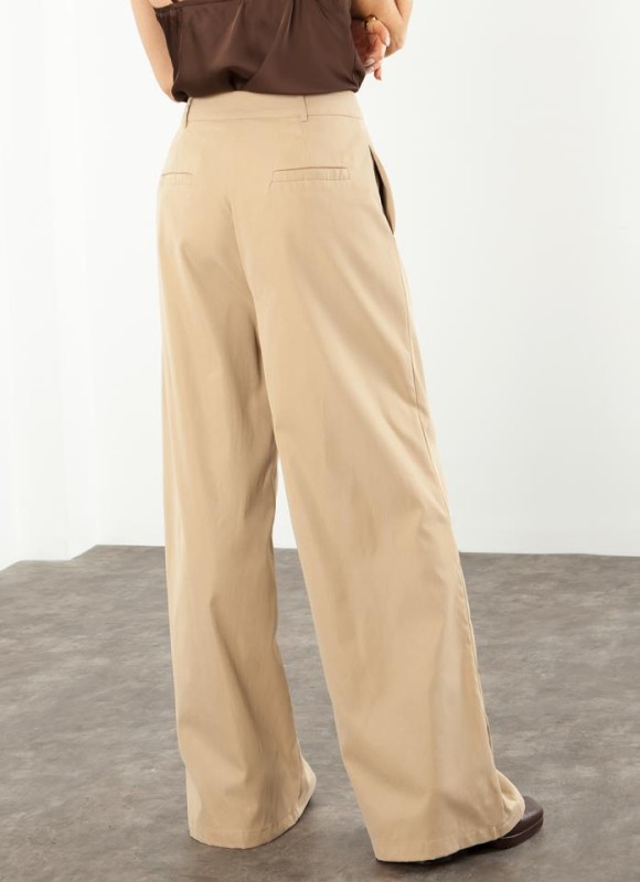 Pantalón bolsillo frontales