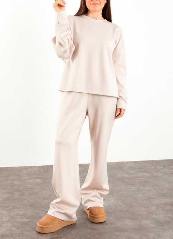 Conjunto deportivo oversize