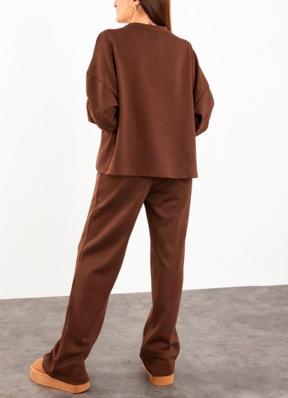 Conjunto deportivo oversize