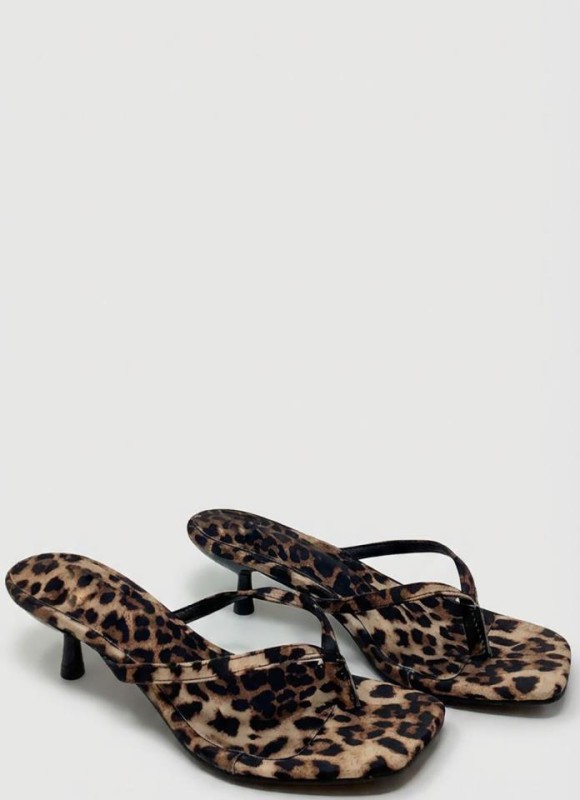 Sandalias tiras