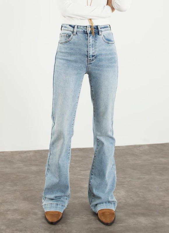 Jeans flare fit