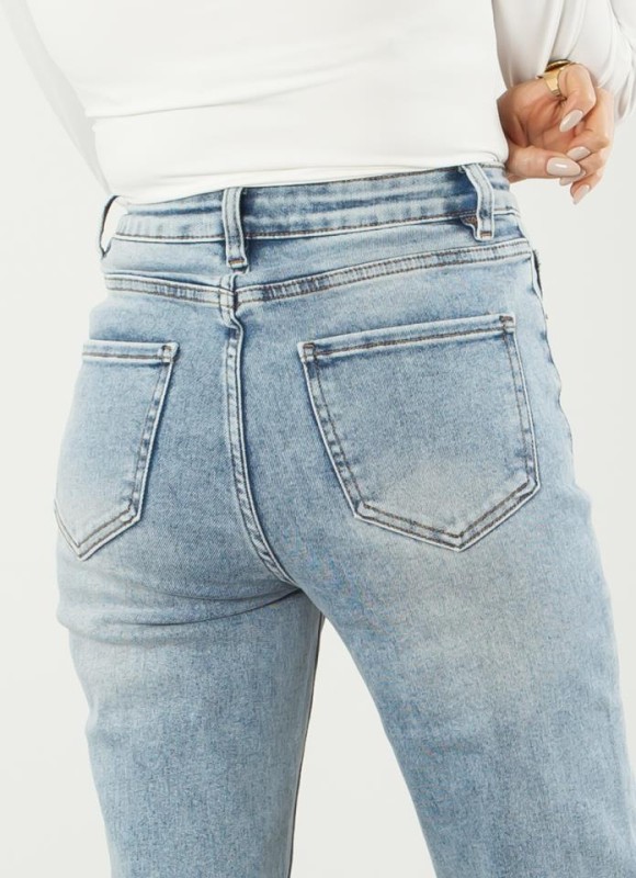 Jeans flare fit