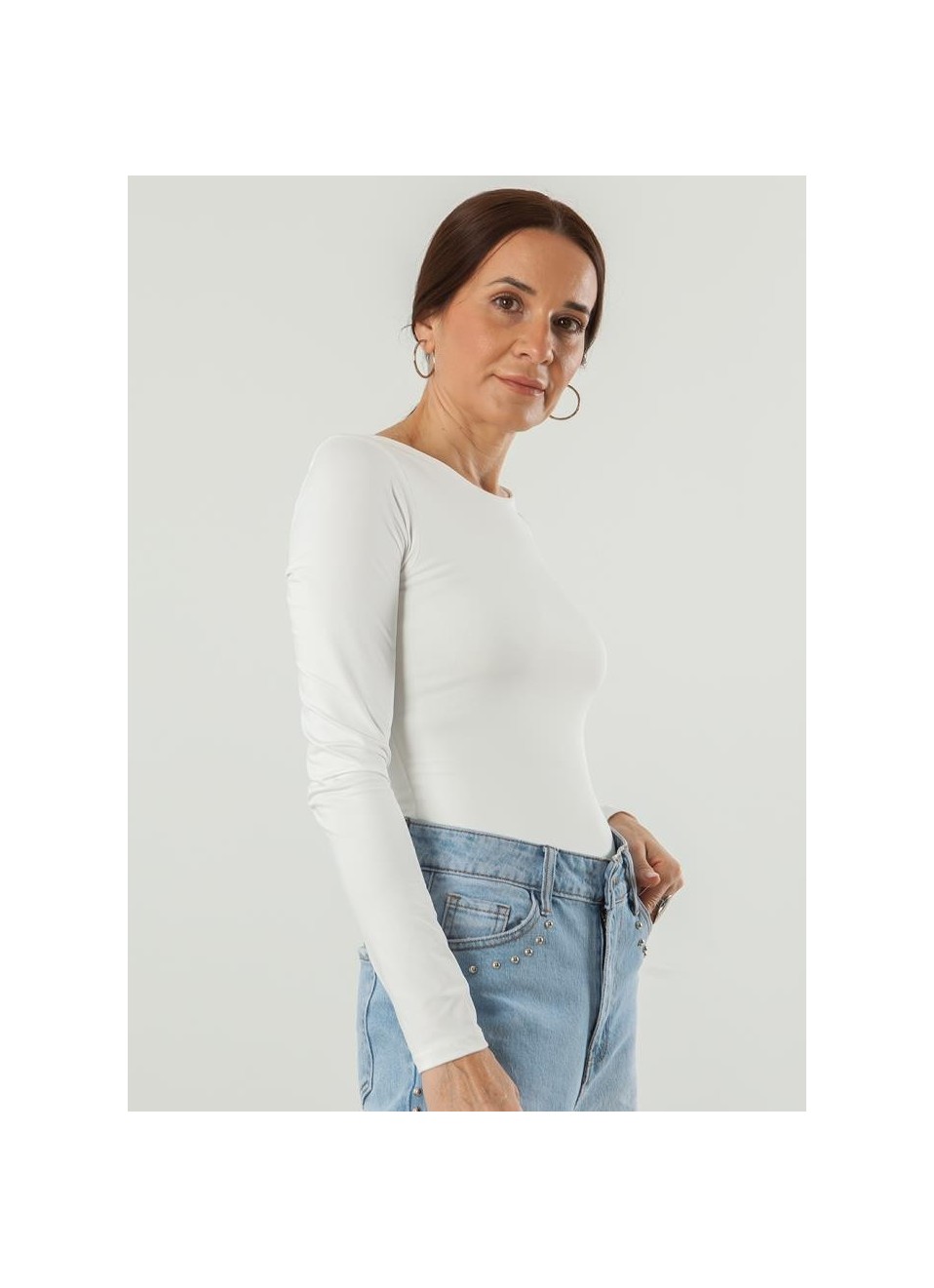 Body licra fria cuello amplio