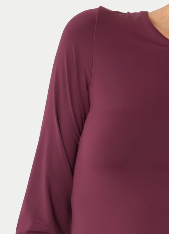 Body licra fria cuello amplio
