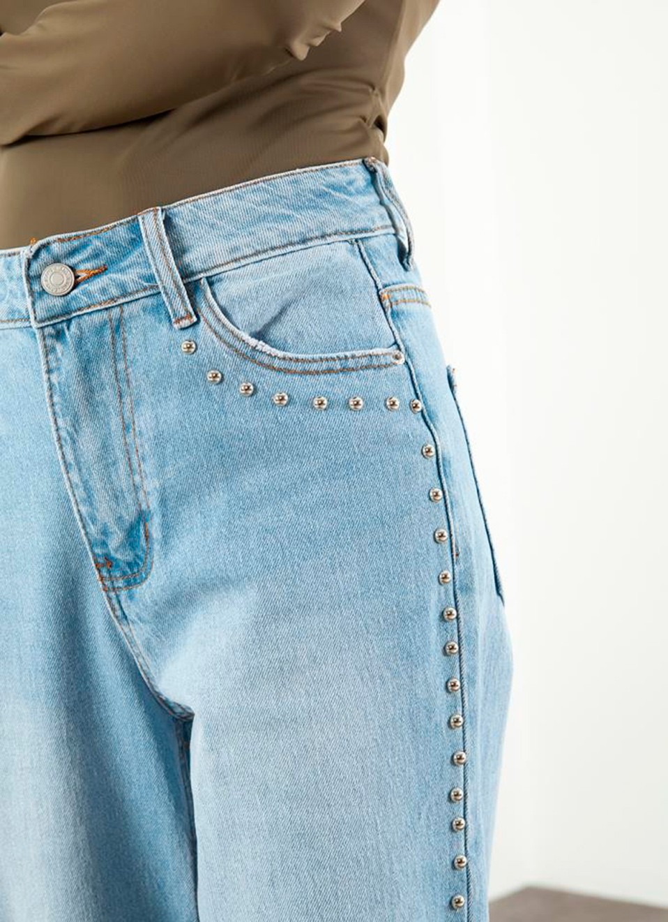 JEANS TACHAS