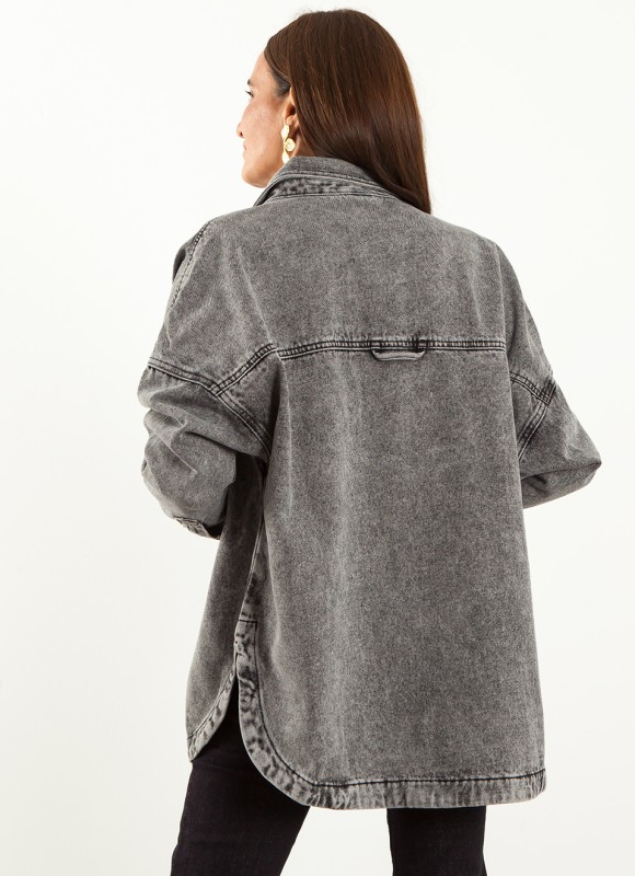 Cazadora denim oversize