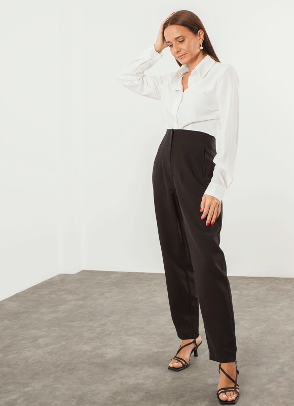Pantalón Vestir Pinzas Colores 23€ | Premonición.online