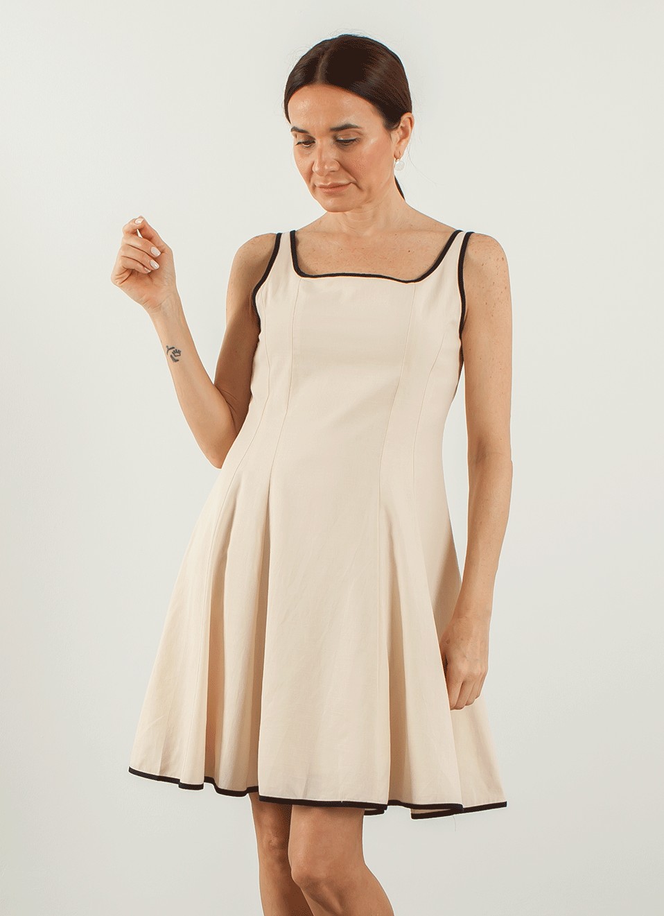 Vestido Evasé Beige Tirantes | Moda Mujer Premonición