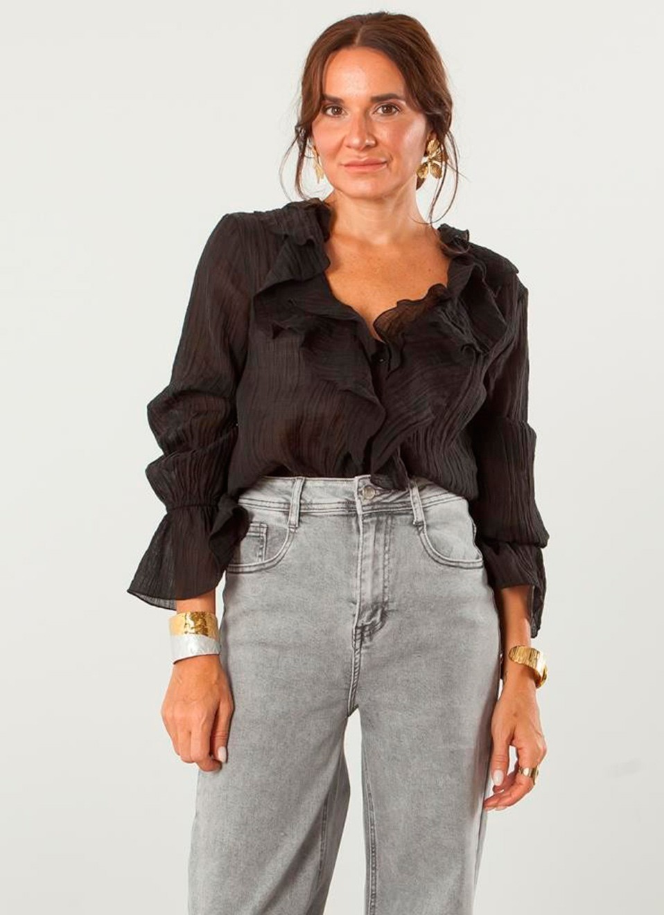 Camisa Translúcida con Volantes | Tendencia Nueva Colección Premonicion.online