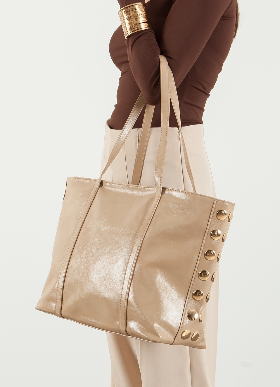 Shopper tachas grandes