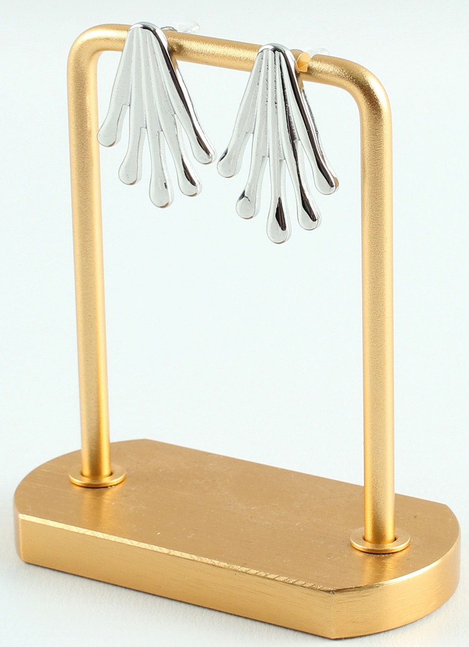Pendientes de acero