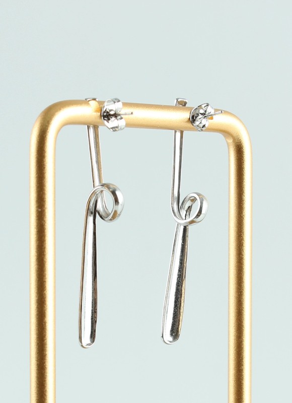 Pendientes acero